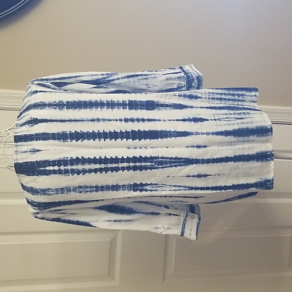 Gorgeous Soft Surroundings pullover top - Picture 5 of 10